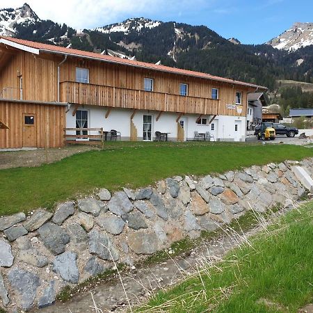 روتته Gaestehaus Am Hahnenkamm المظهر الخارجي الصورة