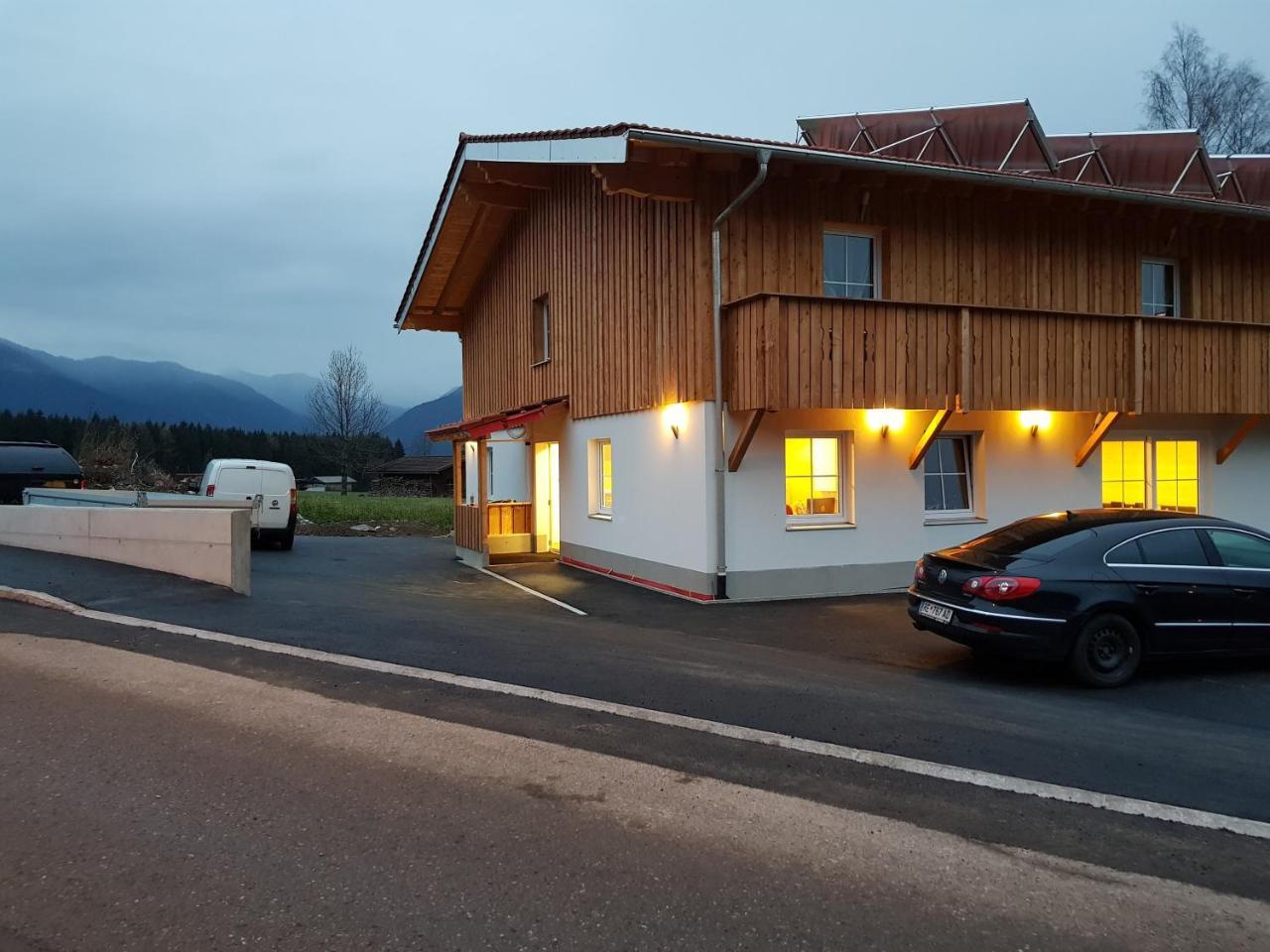 روتته Gaestehaus Am Hahnenkamm المظهر الخارجي الصورة