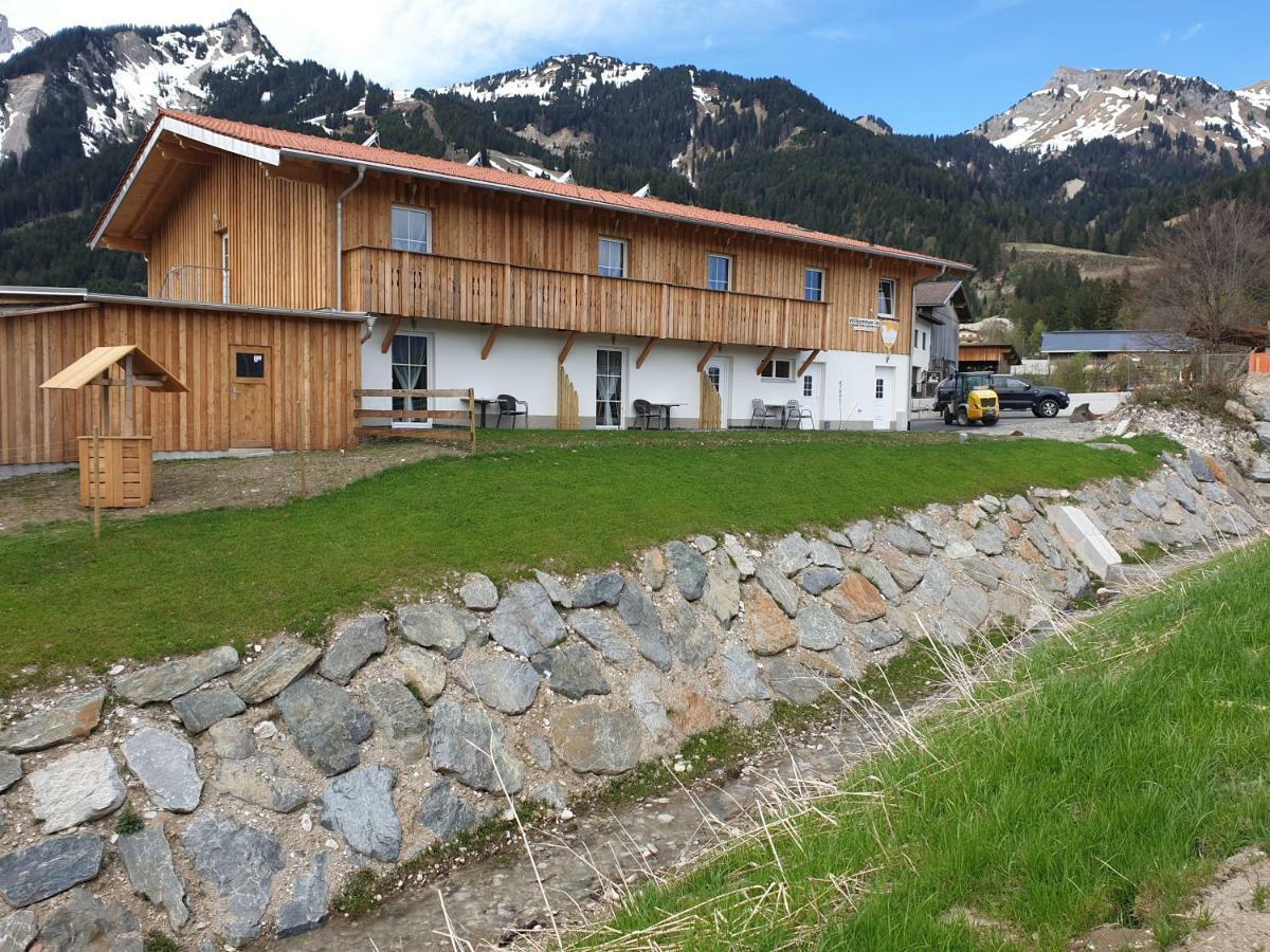 روتته Gaestehaus Am Hahnenkamm المظهر الخارجي الصورة